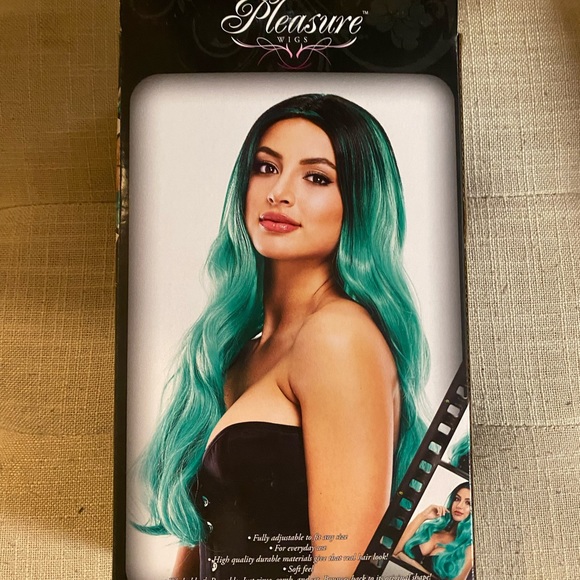 Pleasure Wigs Jade Green Black Ombré Long Hair Wig - Picture 2 of 3